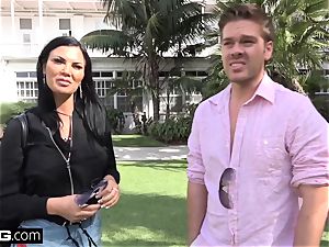 Jasmine Jae brings her dude plaything along for a point of view porking